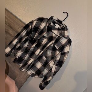 White and Blue Crewneck Sweater with Classic Style